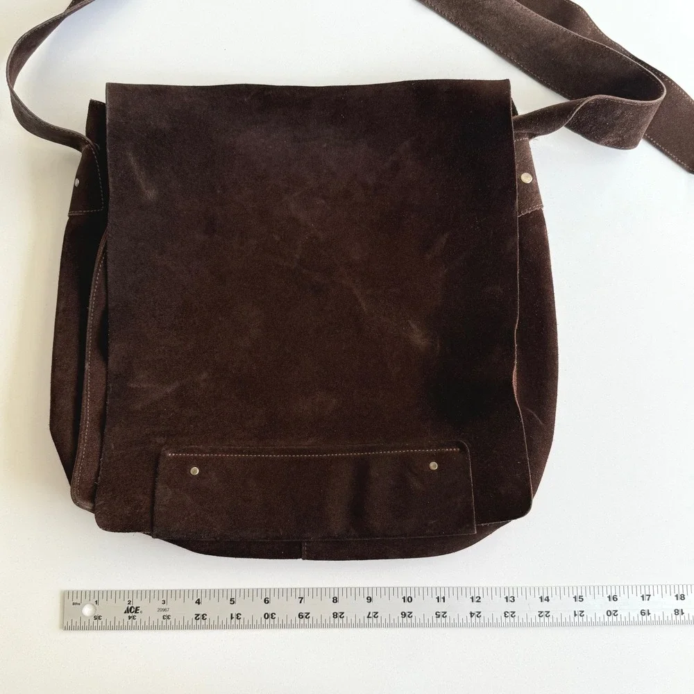 Banana Republic‎ VTG Y2K Genuine Suede Messenger School Chocolate Shoulder Bag